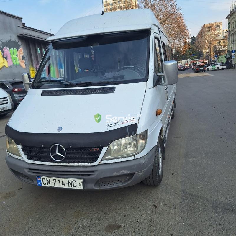 სატვირთო გადაზიდვები მთელი საქართველოს მასშტაბით 4,3მ სიგრძის ბორტი - პროფესიონალური სერვისის სურათი