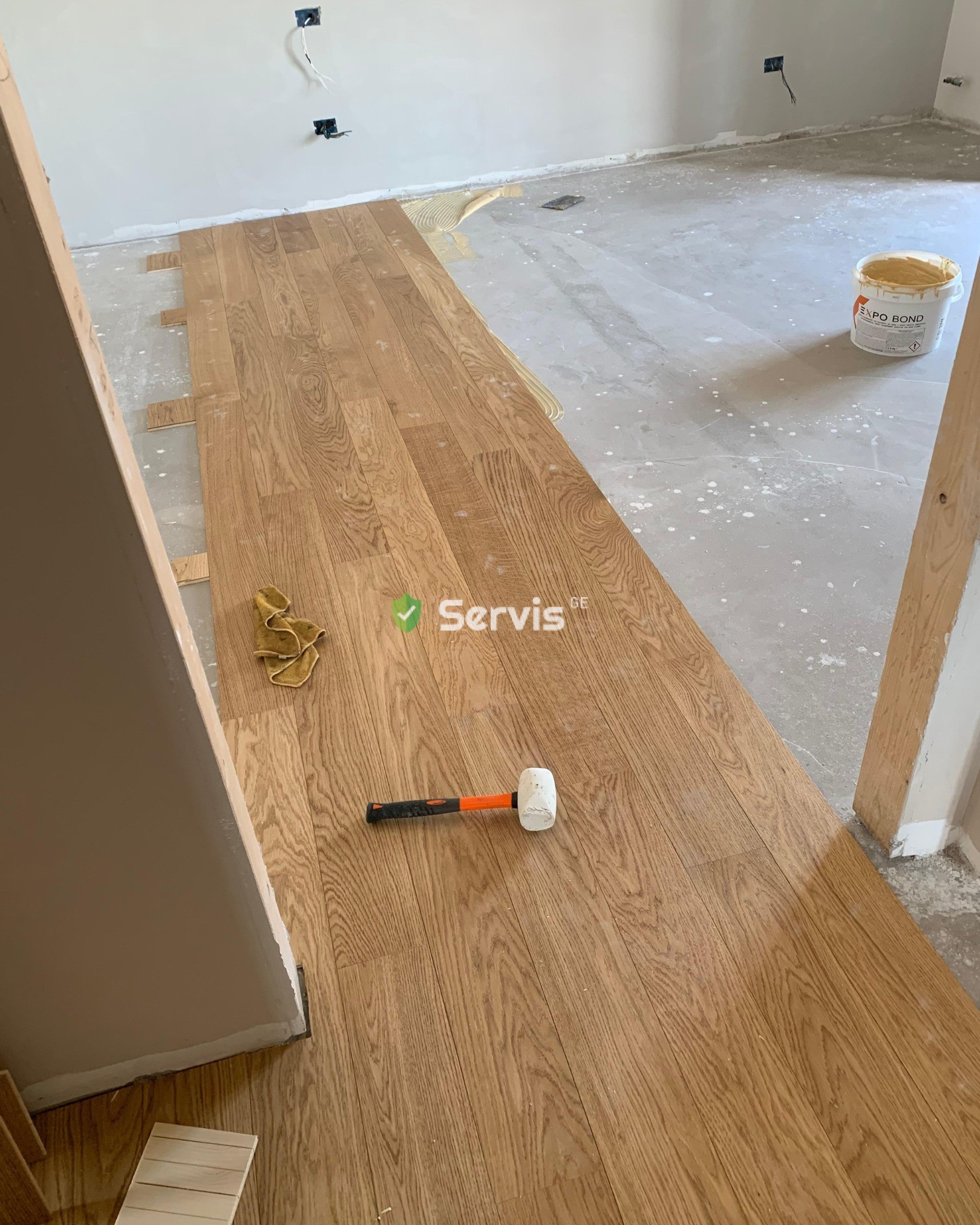 პარკეტის ლამინატის  და ვინილის იატაკის დაგება რესტავრაცია 