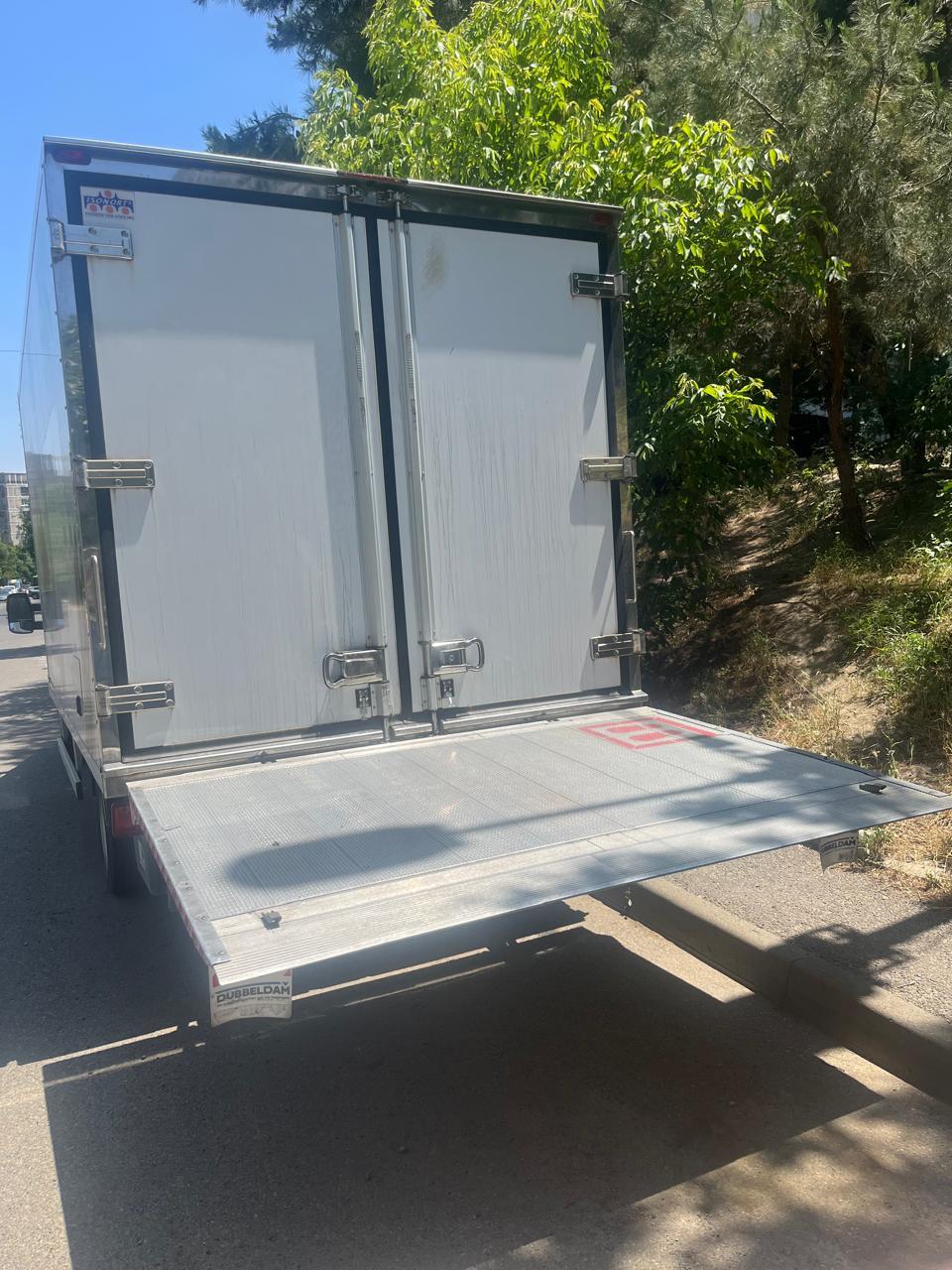 ტვირთის გადაზიდვა მაცივარი