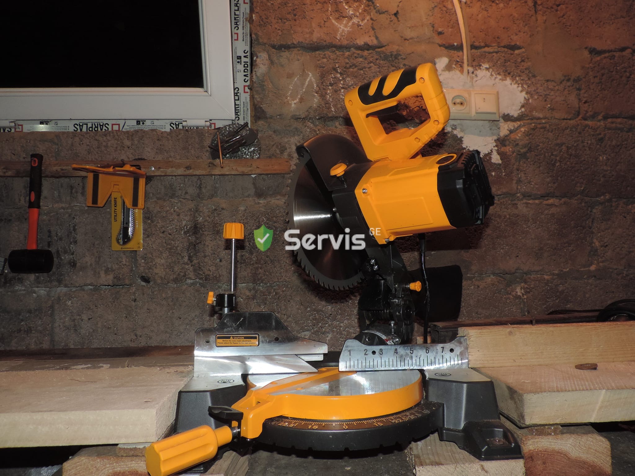 მეტალო პლასმასი კარ ფანჯრების დამზადება აწყობა