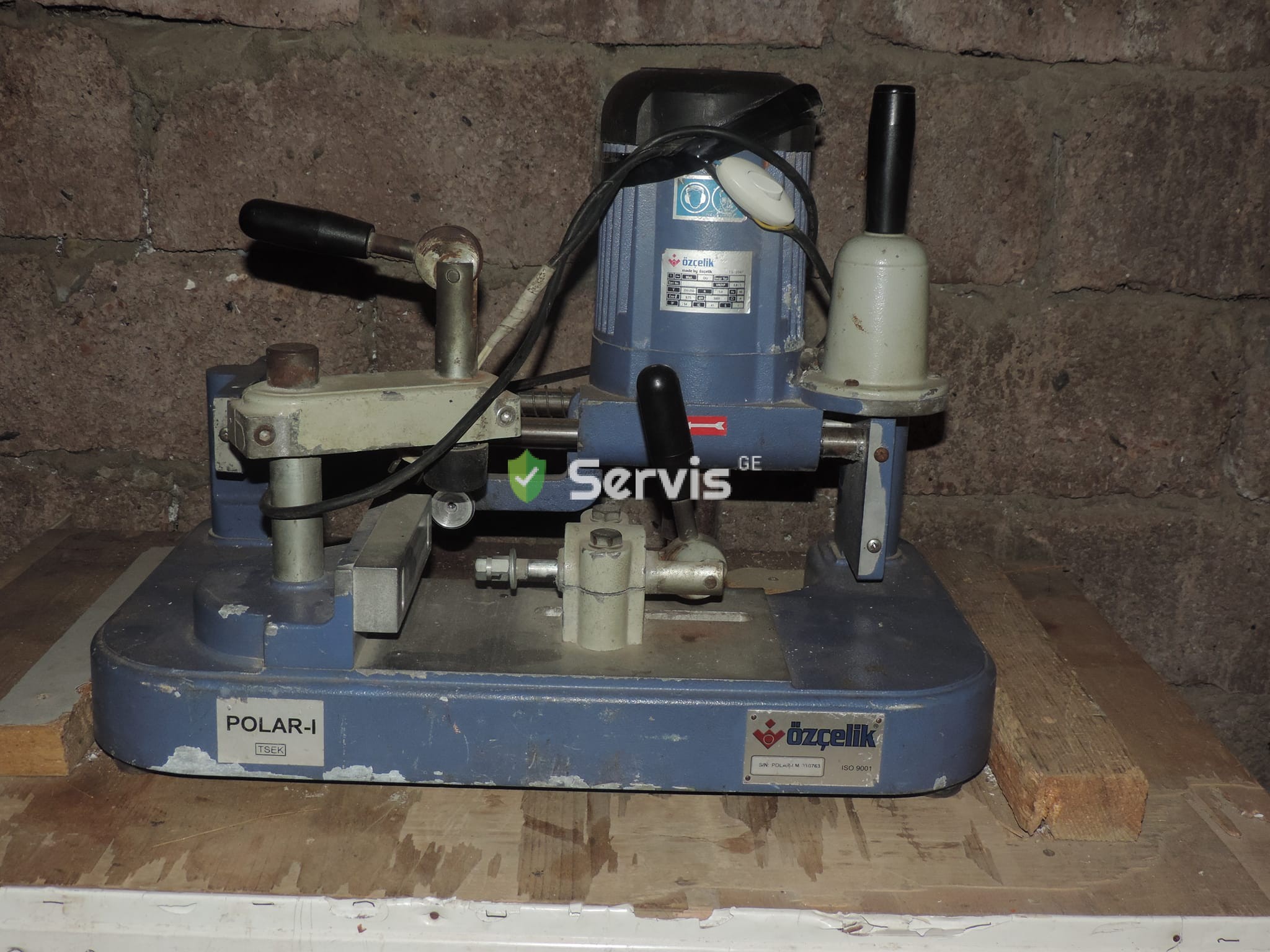 მეტალო პლასმასი კარ ფანჯრების დამზადება აწყობა