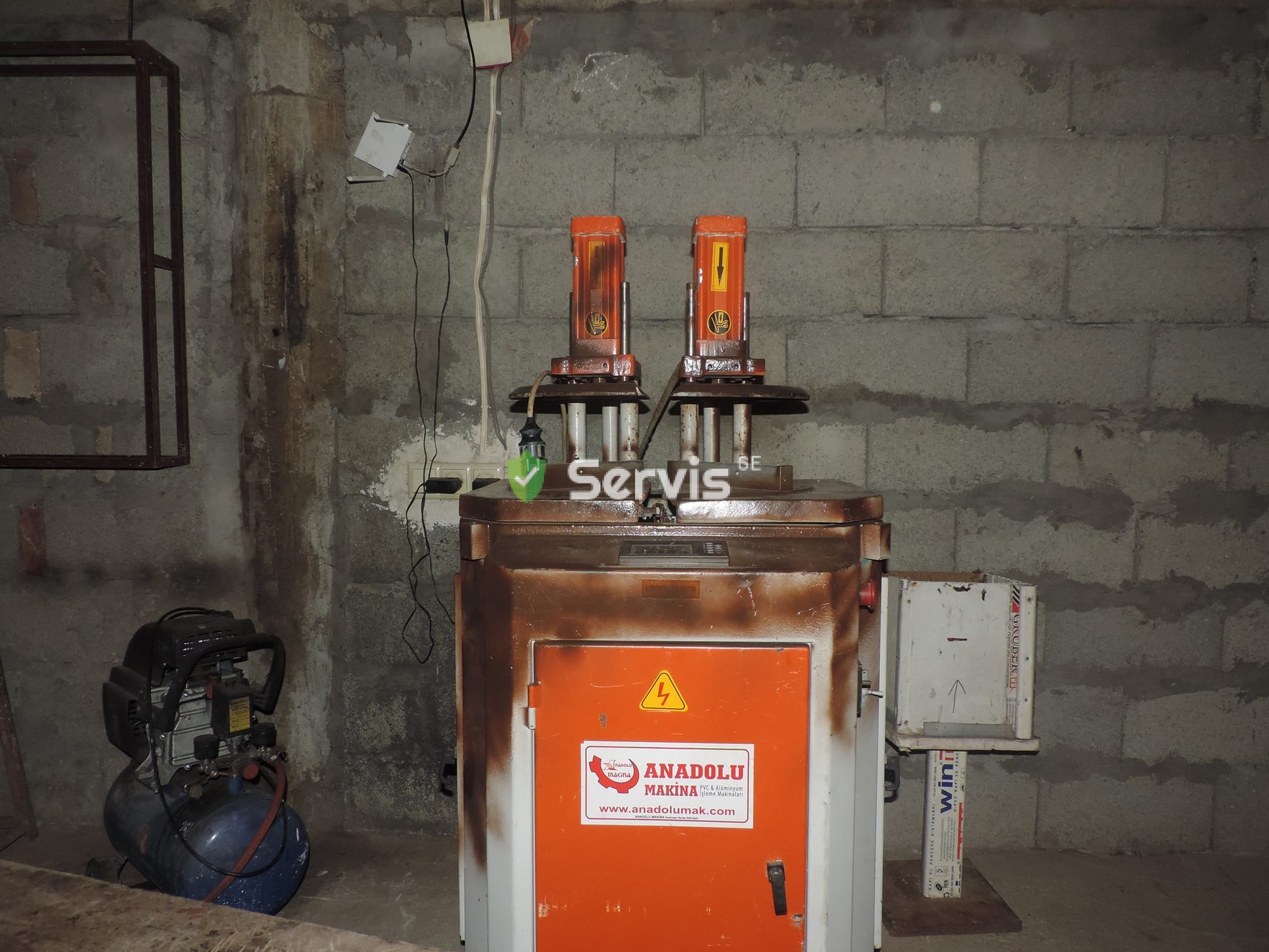 მეტალო პლასმასი კარ ფანჯრების დამზადება აწყობა