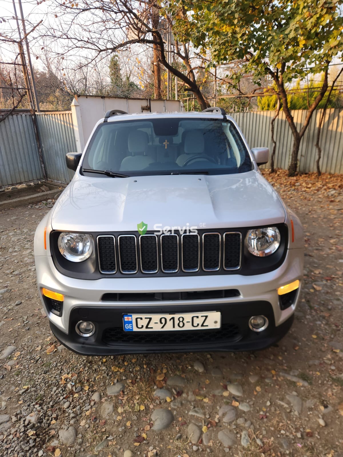 ქირავდება 