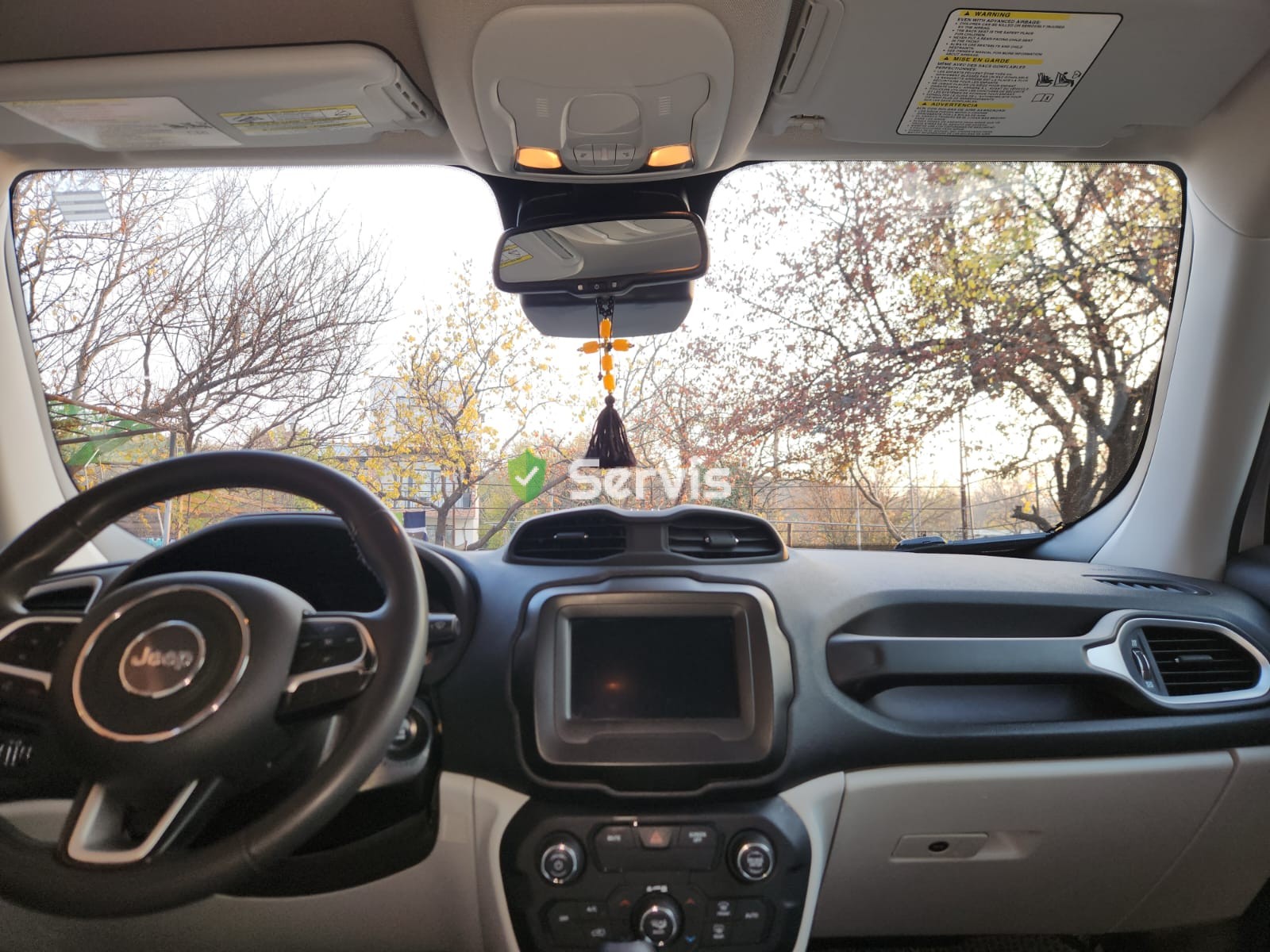 ქირავდება 