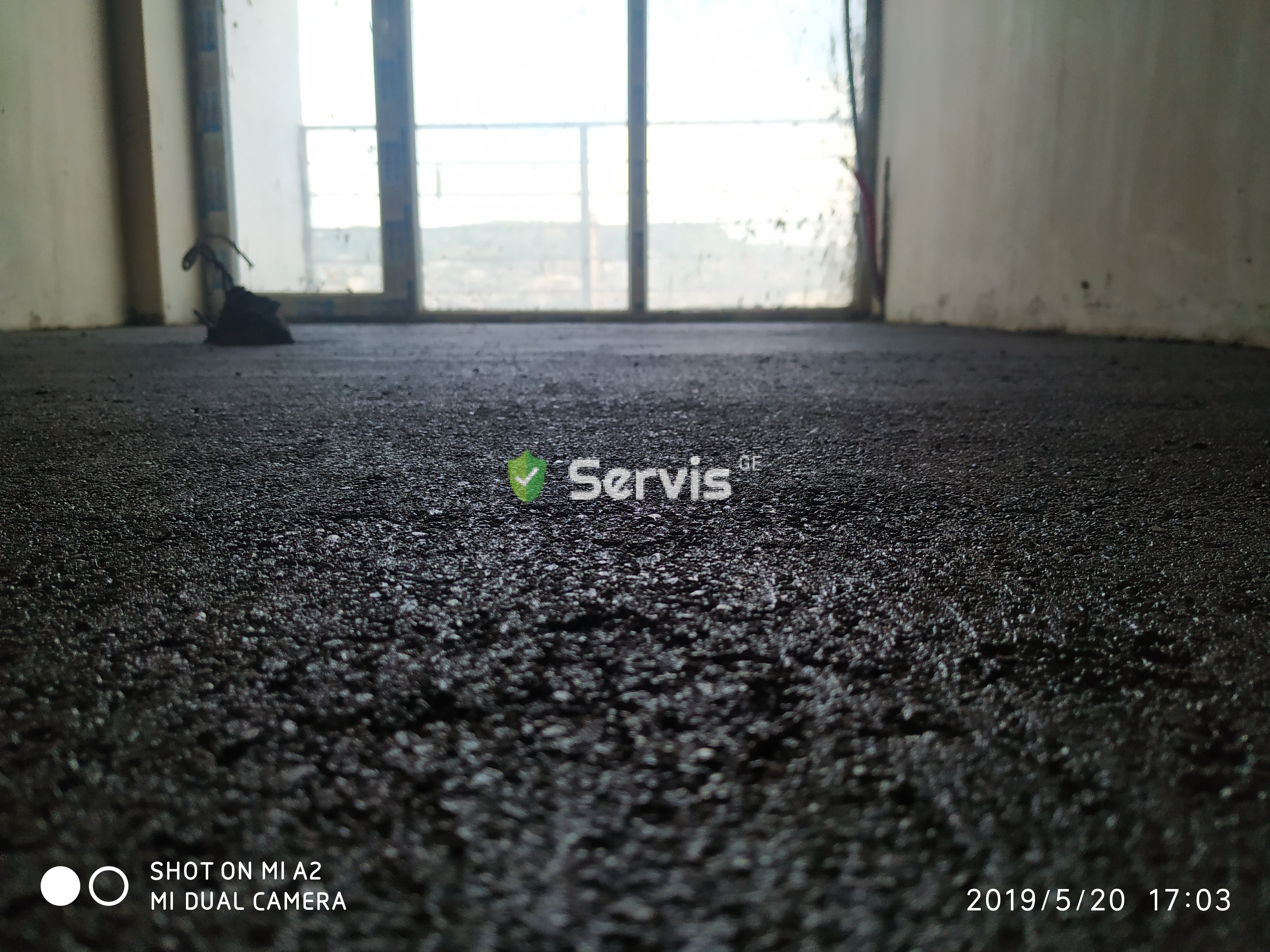 სტიაშკა მოჭიმული იატაკი