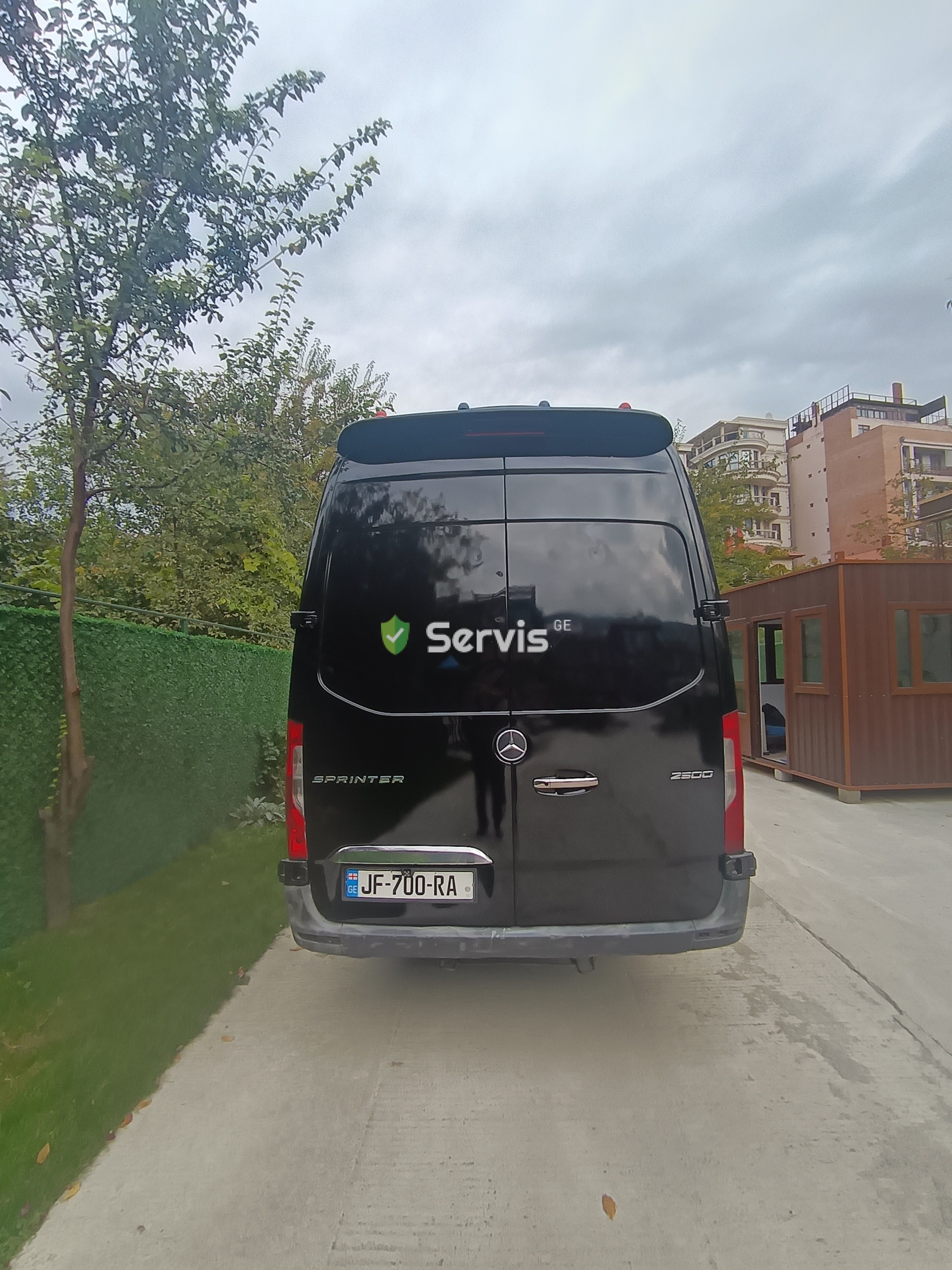 Მიკრო ავტობუსით მომსახურება