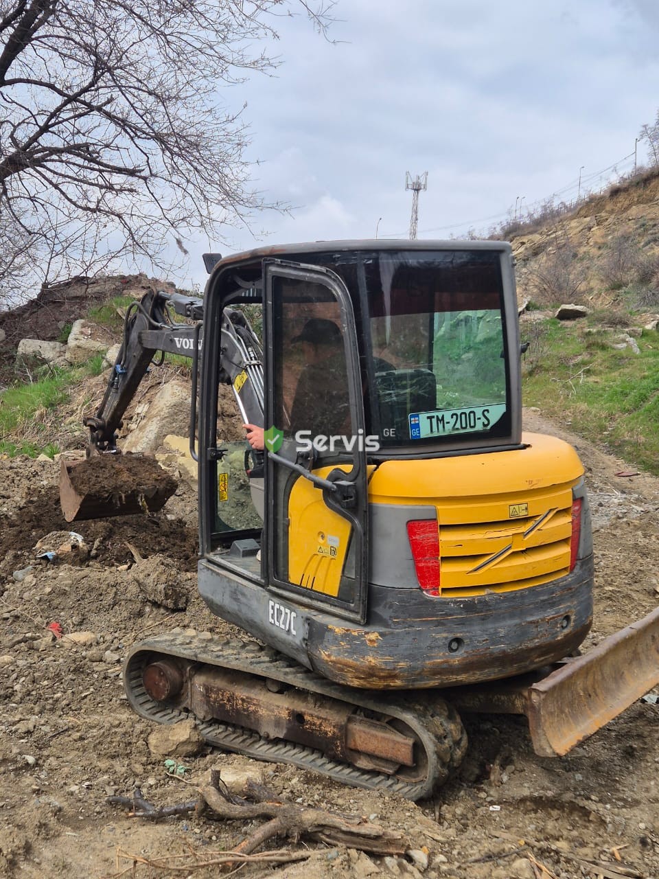 მინი ექსკავატორი